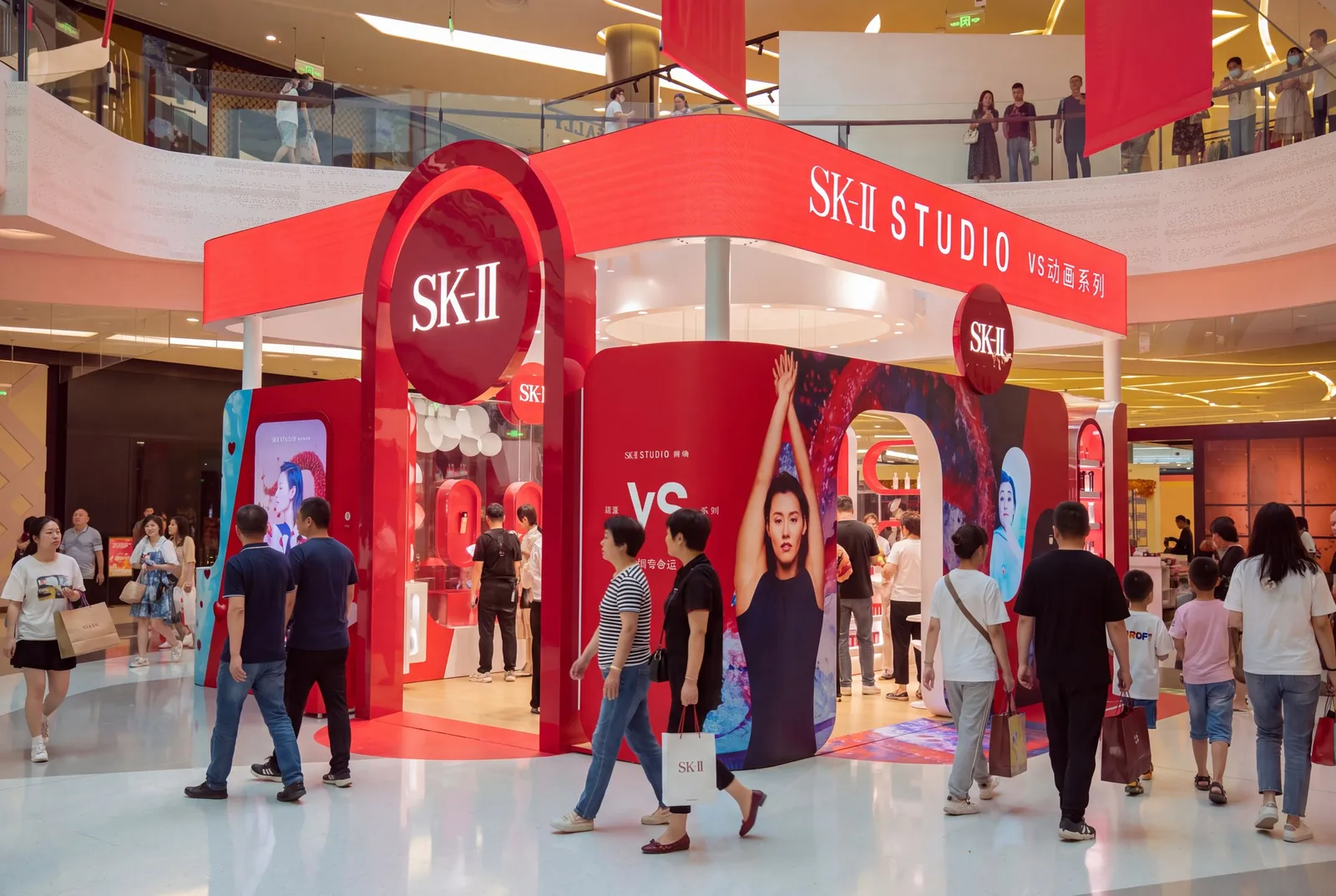 SK-II Studio pop-up activation in a shopping mall
